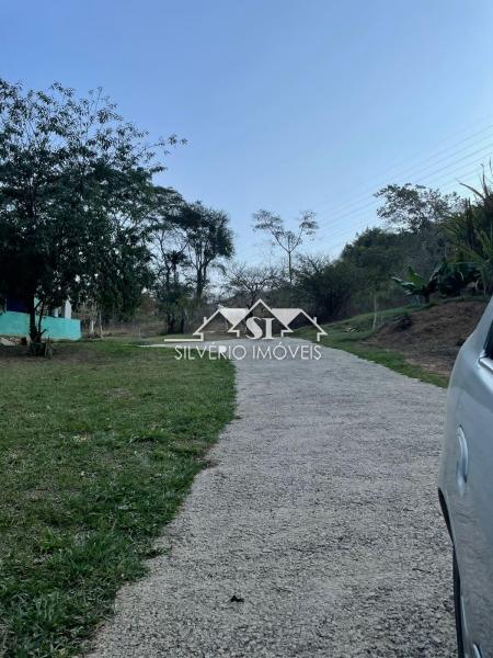 Sítio à venda com 2 quartos, 100m² - Foto 7