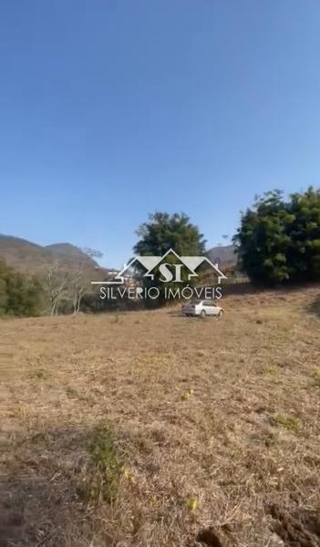 Sítio à venda com 2 quartos, 100m² - Foto 1