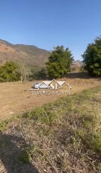 Sítio à venda com 2 quartos, 100m² - Foto 4