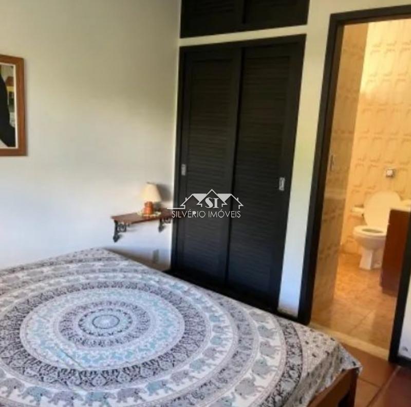 Chácara à venda com 5 quartos, 450m² - Foto 8