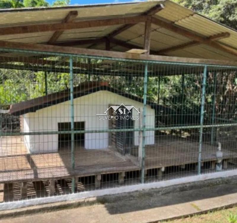 Chácara à venda com 5 quartos, 450m² - Foto 15