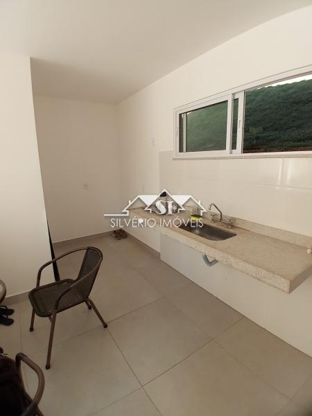 Casa à venda com 3 quartos, 195m² - Foto 6