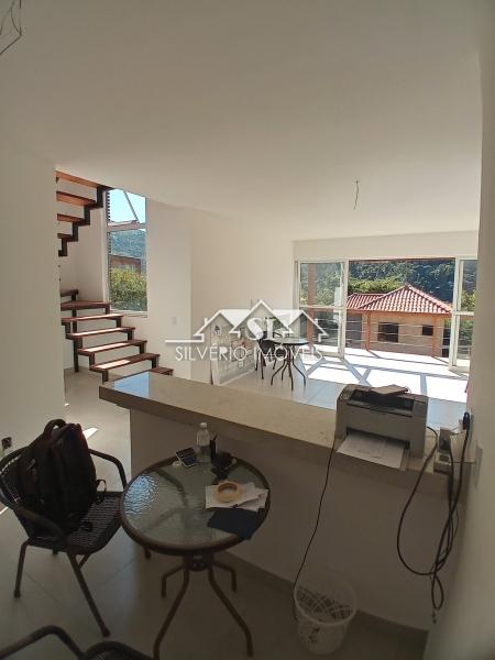 Casa à venda com 3 quartos, 195m² - Foto 7