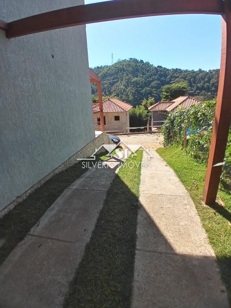 Casa à venda com 3 quartos, 195m² - Foto 18
