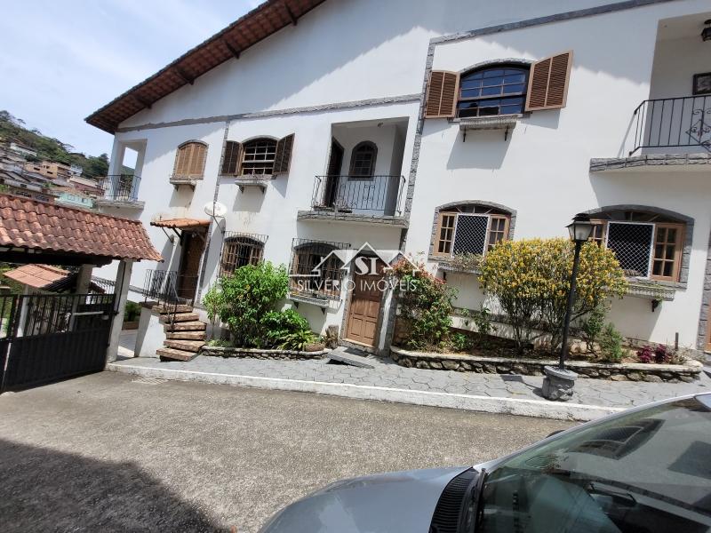 Casa em Castelânea - Petrópolis/RJ  - 3 Quartos