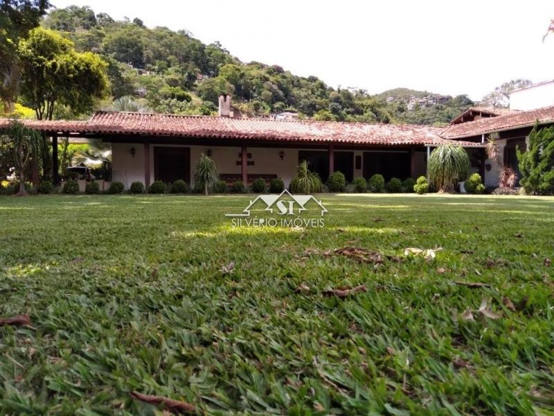 Casa à venda com 9 quartos, 650m² - Foto 4