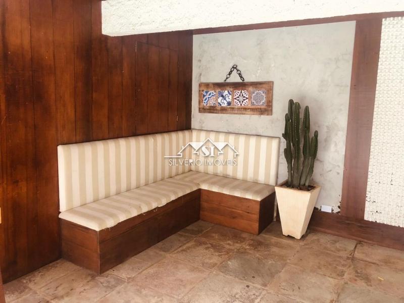 Casa à venda com 9 quartos, 650m² - Foto 22