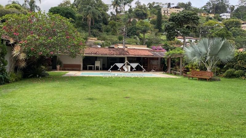 Casa à venda com 9 quartos, 650m² - Foto 24
