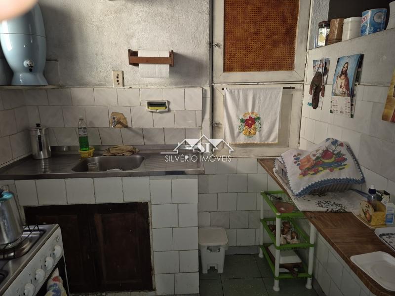 Casa à venda com 3 quartos, 70m² - Foto 16