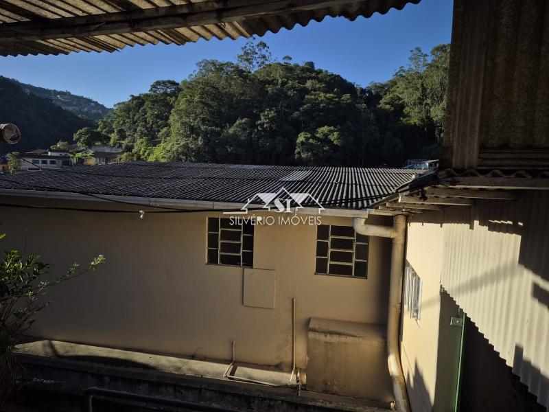 Casa à venda com 3 quartos, 70m² - Foto 20
