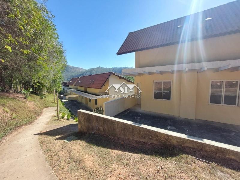 Apartamento à venda com 2 quartos, 40m² - Foto 9
