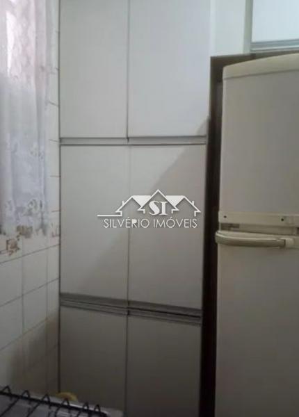 Apartamento à venda com 3 quartos, 70m² - Foto 3