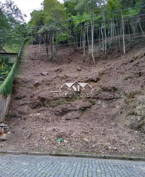 Terreno em Quitandinha - Petrópolis/RJ 