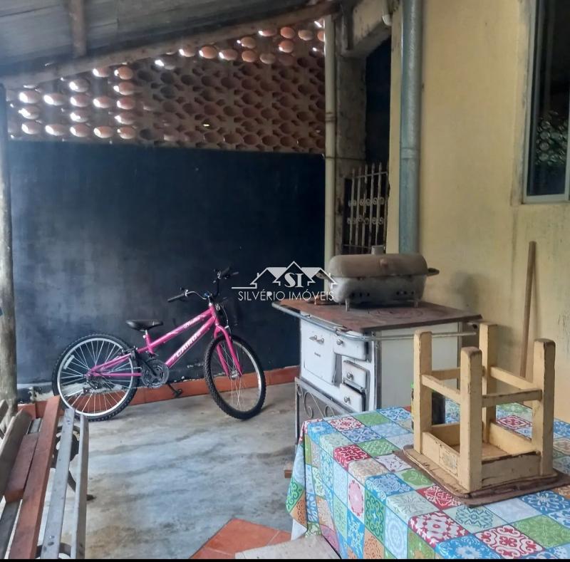 Casa à venda com 3 quartos, 175m² - Foto 3