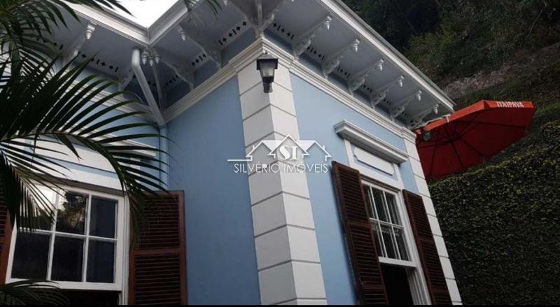 Casa à venda e aluguel com 6 quartos, 320m² - Foto 19