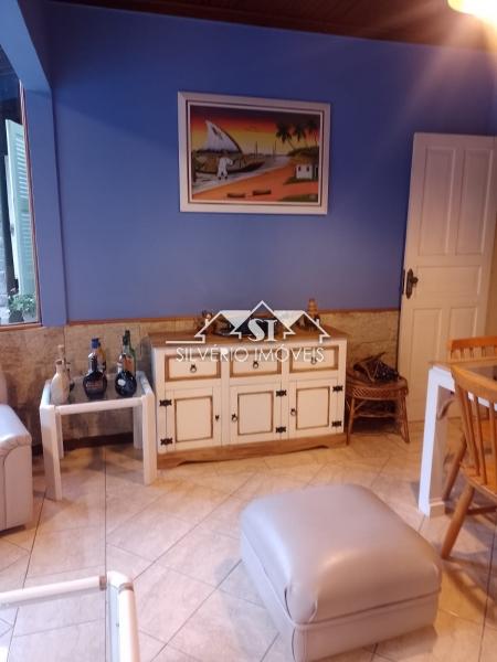 Casa à venda com 5 quartos, 340m² - Foto 22