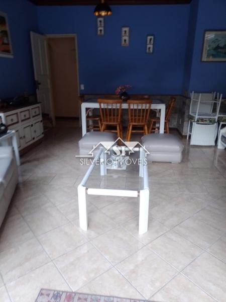 Casa à venda com 5 quartos, 340m² - Foto 26