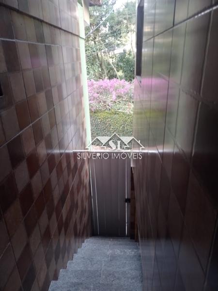 Casa à venda com 5 quartos, 340m² - Foto 42