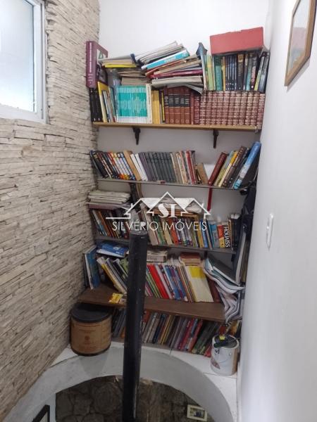 Casa à venda com 5 quartos, 340m² - Foto 47