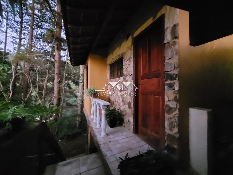 Casa à venda com 6 quartos, 350m² - Foto 6