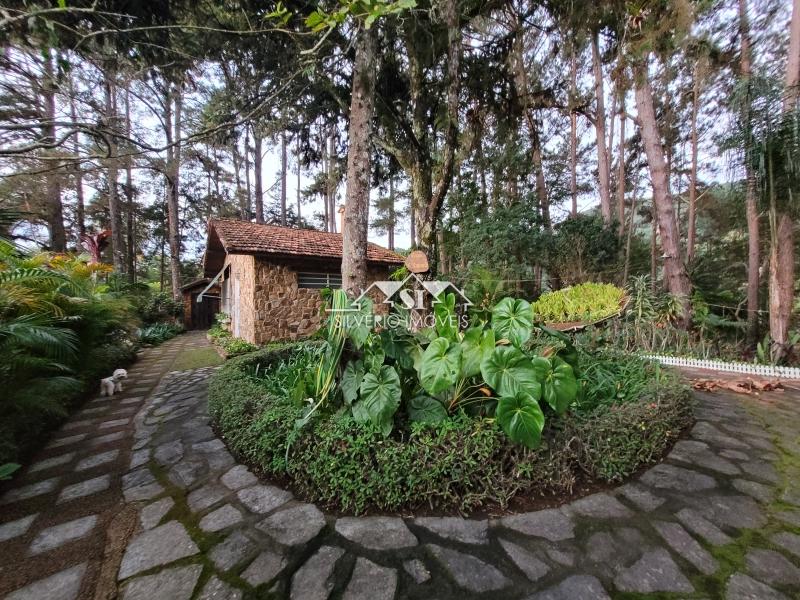 Casa à venda com 6 quartos, 350m² - Foto 16