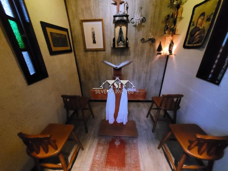 Casa à venda com 6 quartos, 350m² - Foto 30