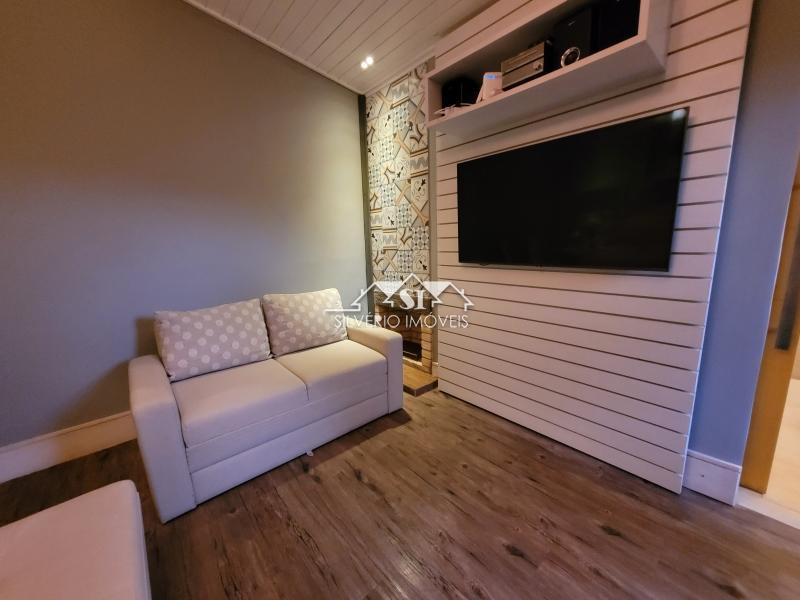 Casa à venda com 6 quartos, 350m² - Foto 37