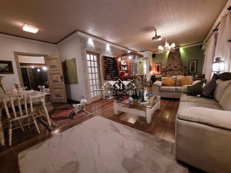 Casa à venda com 6 quartos, 350m² - Foto 50