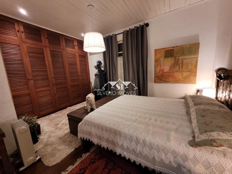Casa à venda com 6 quartos, 350m² - Foto 59