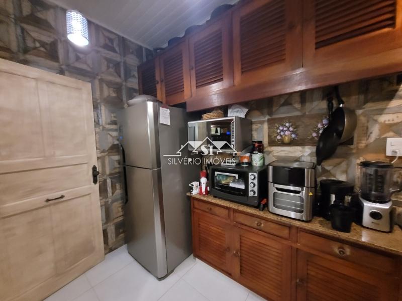 Casa à venda com 6 quartos, 350m² - Foto 60