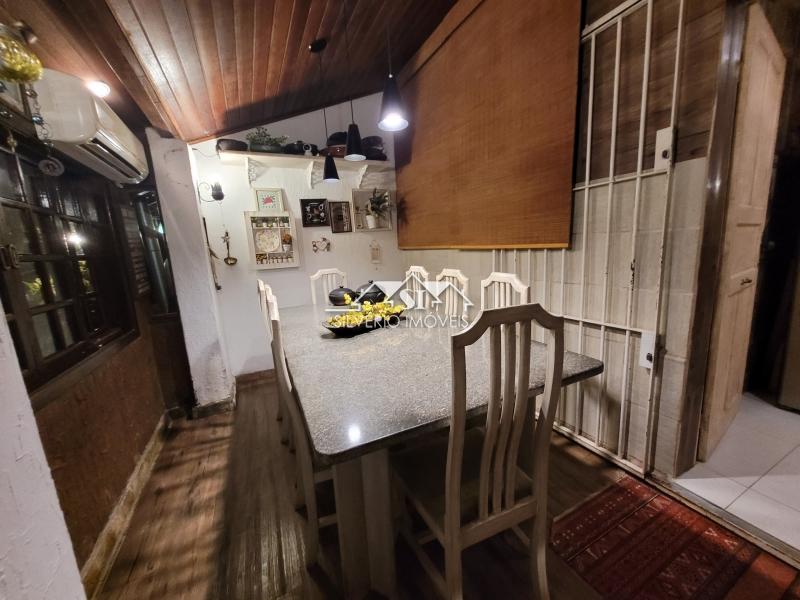 Casa à venda com 6 quartos, 350m² - Foto 66