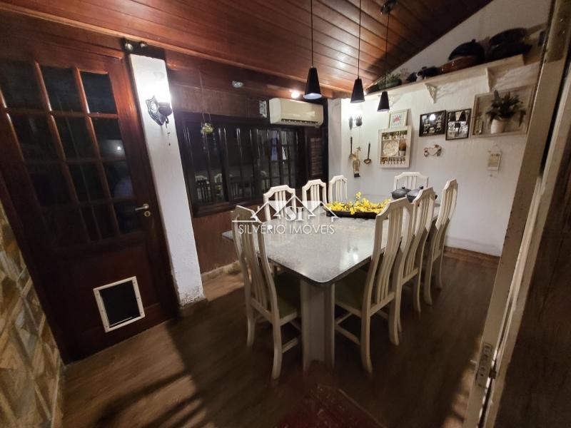 Casa à venda com 6 quartos, 350m² - Foto 68