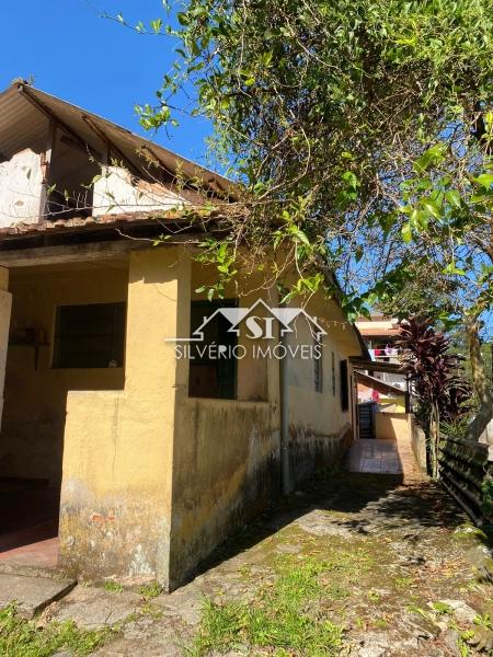 Casa à venda com 4 quartos, 70m² - Foto 13