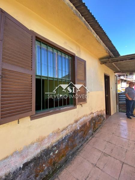 Casa à venda com 4 quartos, 70m² - Foto 16