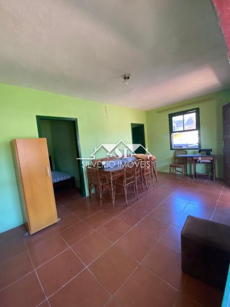 Casa à venda com 4 quartos, 70m² - Foto 17