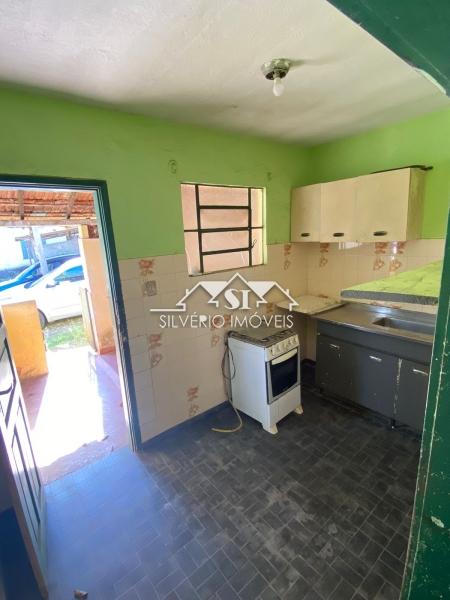 Casa à venda com 4 quartos, 70m² - Foto 18