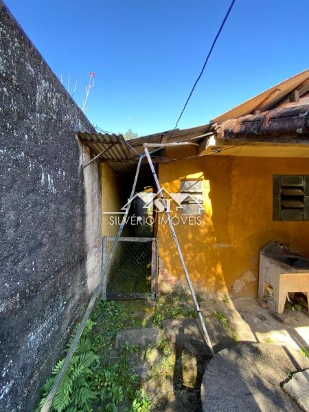 Casa à venda com 4 quartos, 70m² - Foto 21
