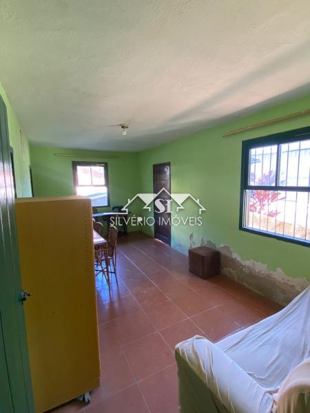 Casa à venda com 4 quartos, 70m² - Foto 25