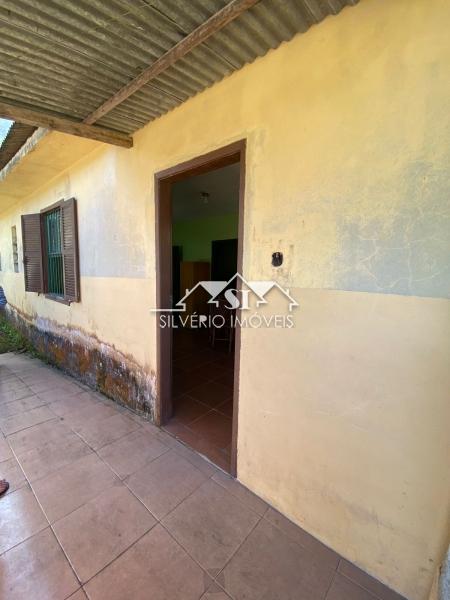 Casa à venda com 4 quartos, 70m² - Foto 26