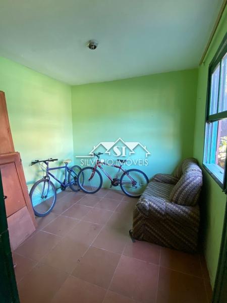 Casa à venda com 4 quartos, 70m² - Foto 27
