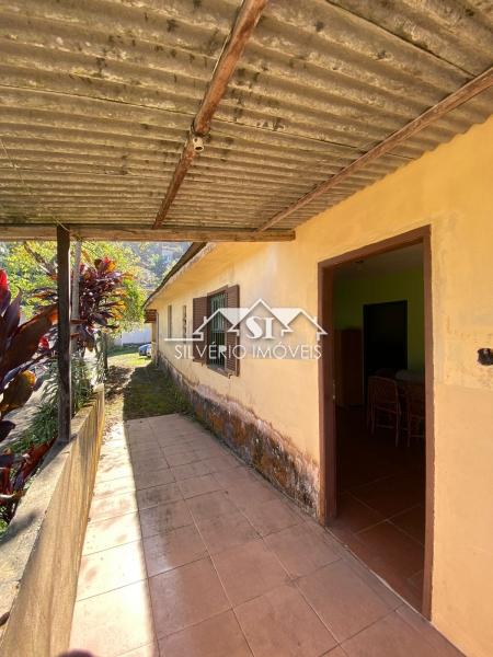 Casa à venda com 4 quartos, 70m² - Foto 36