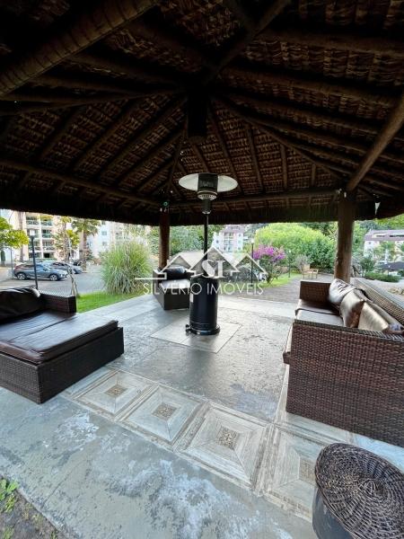 Apartamento à venda com 2 quartos, 76m² - Foto 2