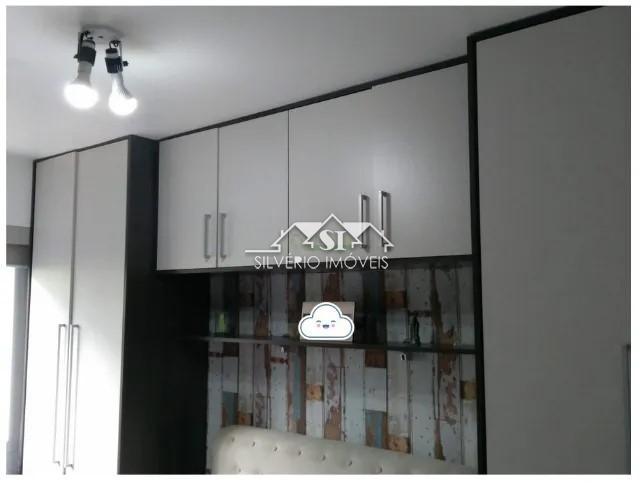 Apartamento à venda com 2 quartos, 64m² - Foto 4