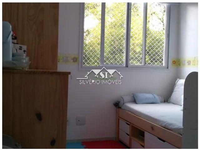 Apartamento à venda com 2 quartos, 64m² - Foto 5