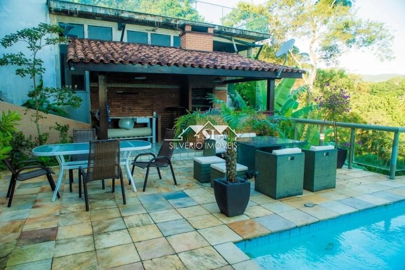 Casa à venda com 4 quartos, 435m² - Foto 13