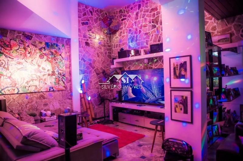 Casa à venda com 4 quartos, 435m² - Foto 11
