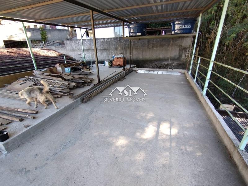 Casa à venda com 2 quartos, 95m² - Foto 13