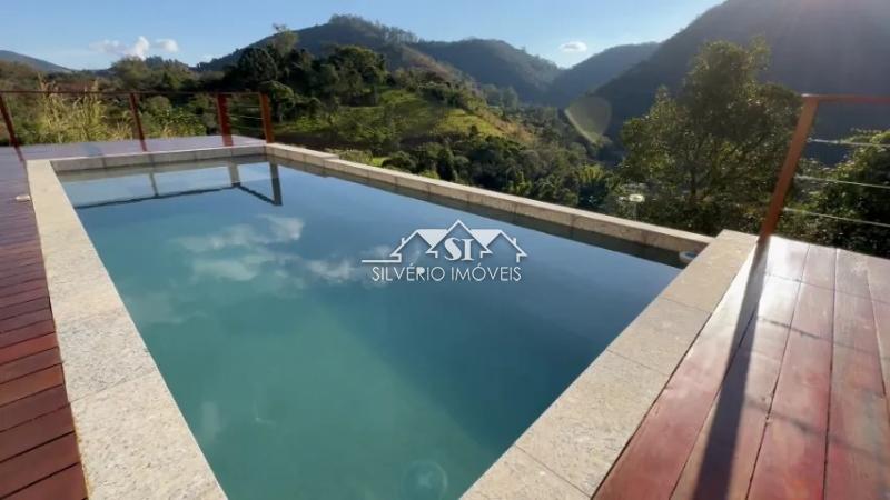 Casa à venda com 4 quartos, 450m² - Foto 6