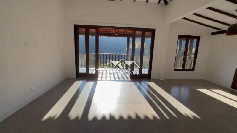 Casa à venda com 4 quartos, 450m² - Foto 16