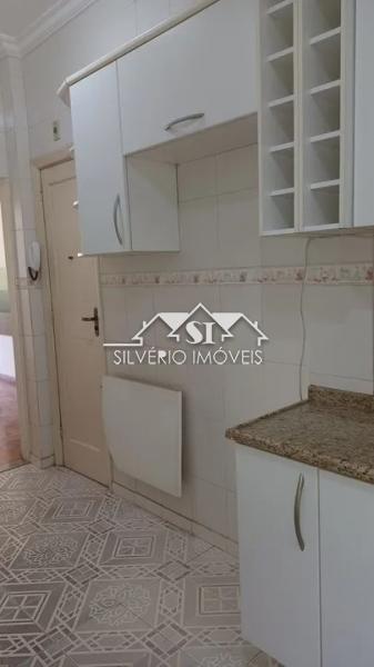 Apartamento à venda com 2 quartos, 80m² - Foto 13